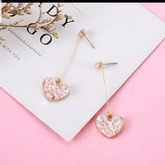 NWT Pink Glitter Heart Drop Earrings - Picture 2 of 4
